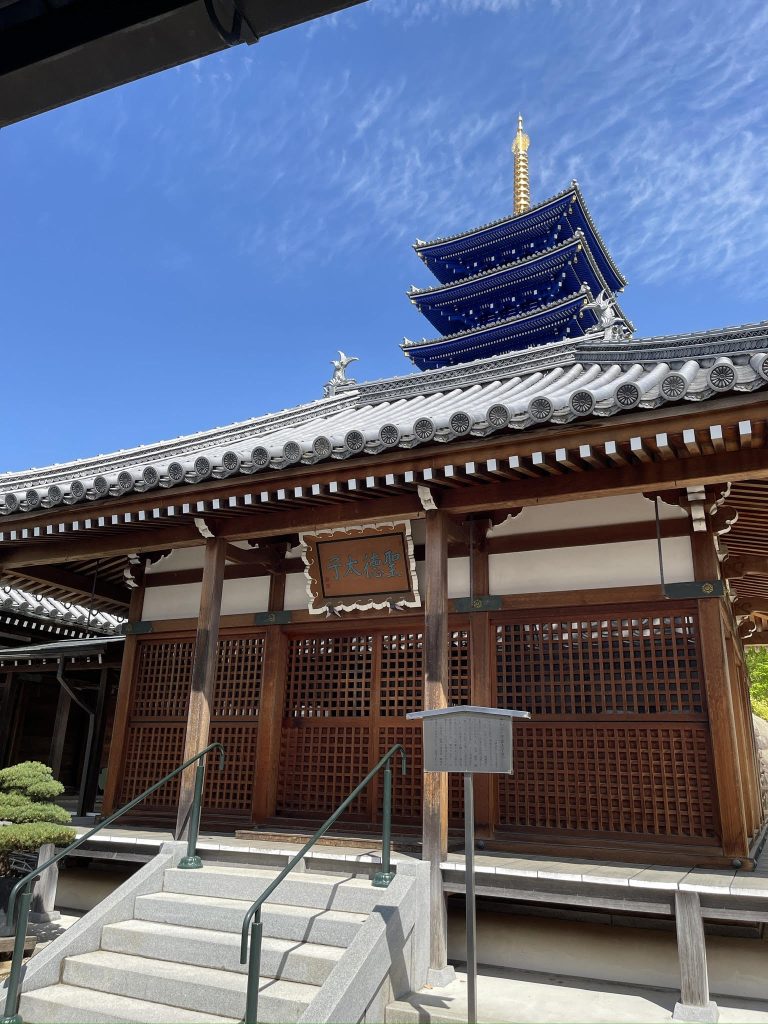 開山堂(聖徳太子堂)
Kaizando (Shotokutaishido)